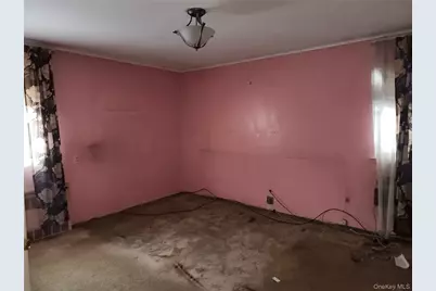 840 Sharon Lane, Westbury, NY 11590 - Photo 10