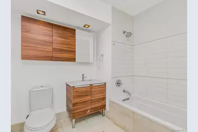 701 Ridge Hill Boulevard #1D, Yonkers, NY 10710 - Photo 8