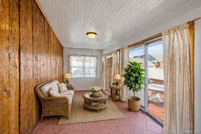 12 King Street, Freeport, NY 11520 - Photo 6