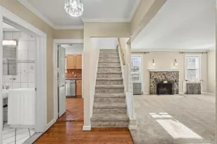 12 King St, Freeport, NY 11520 - Photo 6