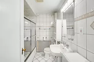 12 King St, Freeport, NY 11520 - Photo 10