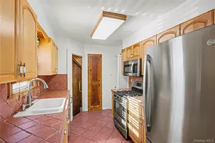 12 King St, Freeport, NY 11520 - Photo 12