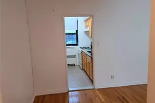 202-06 Rocky Hill Rd, Bayside, NY 11361 - Photo 4