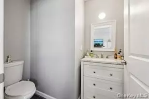 214 Prospect St, Newburgh, NY 12550 - Photo 16