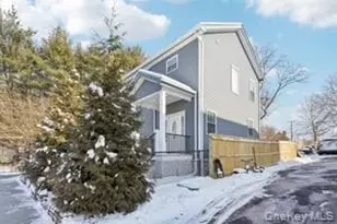 214 Prospect St, Newburgh, NY 12550 - Photo 2