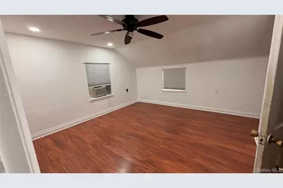 185 Weir Street, Hempstead, NY 11550 - Photo 8