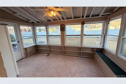 185 Weir Street, Hempstead, NY 11550 - Photo 14