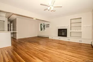 15 E Clearwater Rd, Lindenhurst, NY 11757 - Photo 16