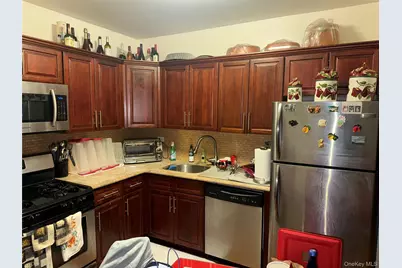 1000 E 35th Street #4B, Brooklyn, NY 11210 - Photo 6