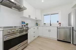 230 Sequams Lane Center, West Islip, NY 11795 - Photo 8