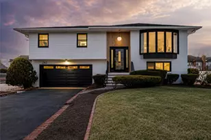 230 Sequams Lane Center, West Islip, NY 11795 - Photo 2