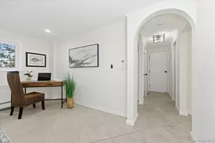 230 Sequams Lane Center, West Islip, NY 11795 - Photo 14