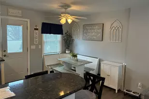 34 Beach St, West Islip, NY 11795 - Photo 4