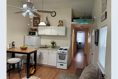 34 Beach Street, West Islip, NY 11795 - Photo 32