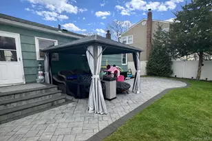 34 Beach St, West Islip, NY 11795 - Photo 34