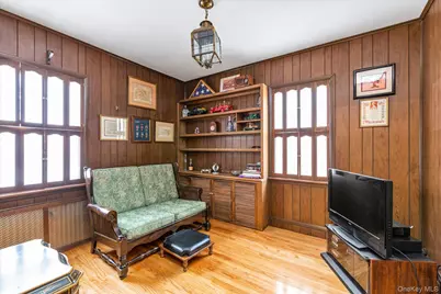 45 Sylvia Lane, New Hyde Park, NY 11040 - Photo 12