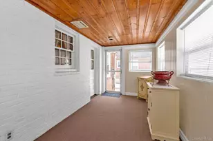 45 Sylvia Ln, New Hyde Park, NY 11040 - Photo 10