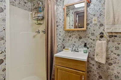 166-07 Union Turnpike, Fresh Meadows, NY 11366 - Photo 24