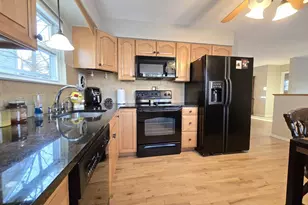 21A Thorney Ave, Huntington Station, NY 11746 - Photo 2