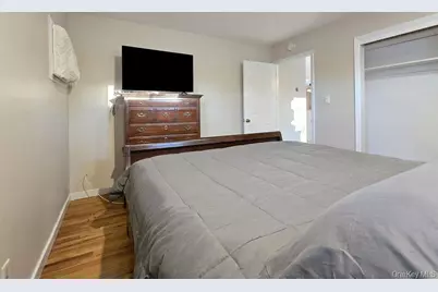 21A Thorney Avenue, Huntington Station, NY 11746 - Photo 8