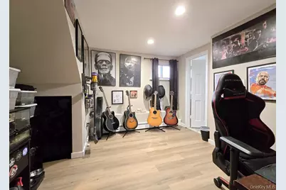 21A Thorney Avenue, Huntington Station, NY 11746 - Photo 12