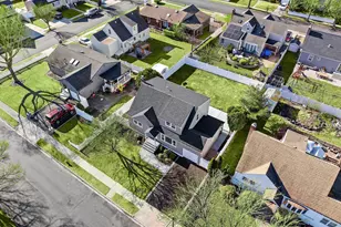 36 Cinque Dr, Farmingdale, NY 11735 - Photo 24