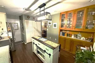 418 Weymouth Ct, Ridge, NY 11961 - Photo 6