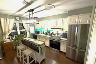 418 Weymouth Ct, Ridge, NY 11961 - Photo 4