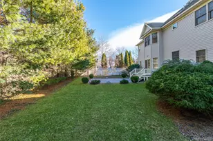 15 Kingfish Ct, Riverhead, NY 11901 - Photo 4