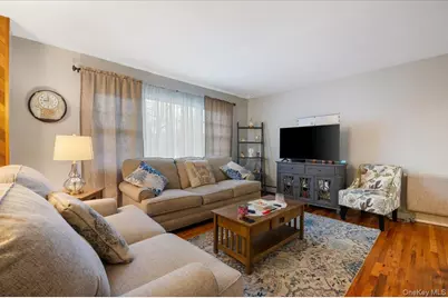 1131 Udall Road, Bay Shore, NY 11706 - Photo 4