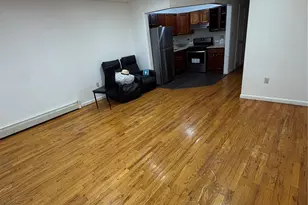 172-07A 90th Ave, Jamaica, NY 11432 - Photo 2
