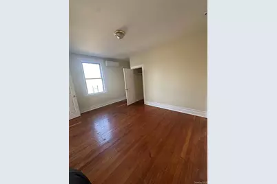 22 Clove Road, New Rochelle, NY 10801 - Photo 2