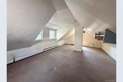 29 Richmond Avenue, Amityville, NY 11701 - Photo 12