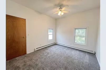 29 Richmond Avenue, Amityville, NY 11701 - Photo 16