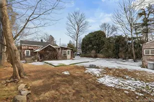 29 Richmond Ave, Amityville, NY 11701 - Photo 12