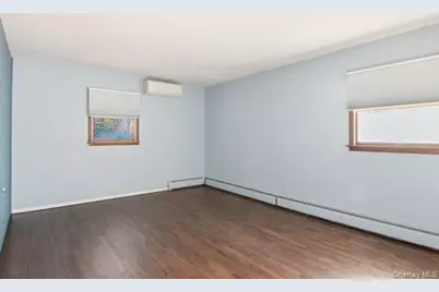 111 Schneider Lane, Hauppauge, NY 11788 - Photo 26