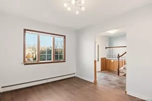 111 Schneider Ln, Hauppauge, NY 11788 - Photo 8