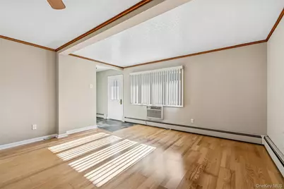 5 Haiti Lane, Coram, NY 11727 - Photo 12