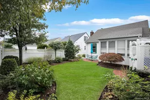 18 School St, Malverne, NY 11565 - Photo 14