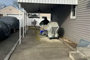 527 Willow St, West Hempstead, NY 11550 - Photo 16