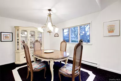 1066 Cedarhurst Street, Valley Stream, NY 11581 - Photo 10