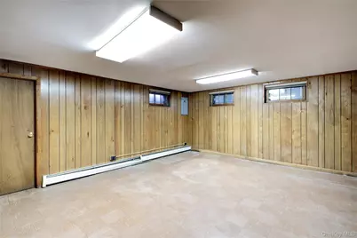 1066 Cedarhurst Street, Valley Stream, NY 11581 - Photo 26