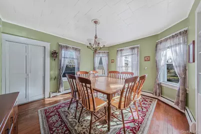 183 West Avenue, Patchogue, NY 11772 - Photo 8