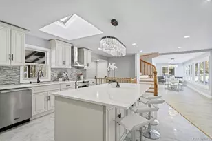 497 Woodbury Rd, Cold Spring Harbor, NY 11724 - Photo 14