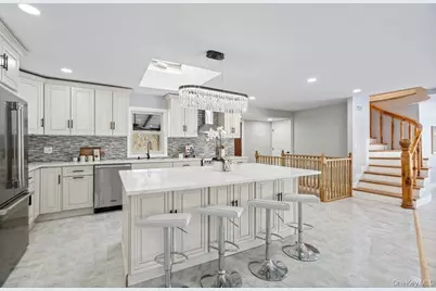 497 Woodbury Road, Cold Spring Harbor, NY 11724 - Photo 14