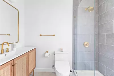 21 N Howells Point Road, Bellport, NY 11713 - Photo 16