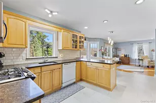 128 Highview Dr, Carmel, NY 10512 - Photo 12