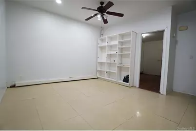 117-06 Jamaica Avenue #3FL, Richmond Hill, NY 11418 - Photo 4
