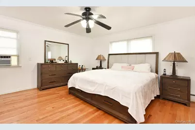 116 15th Avenue, West Babylon, NY 11704 - Photo 18