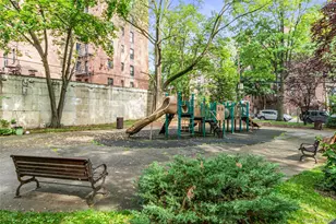 140-18 Burden Crescent, Briarwood, NY 11435 - Photo 18